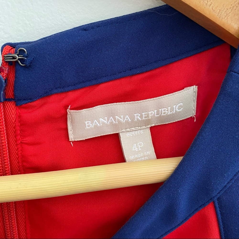 Red, white, blue banana republic dress, size 4 - Picture 3 of 3